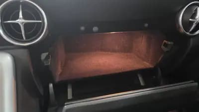 Vendo Mercedes-Benz SLK 250 2014 - 25990 EUR, 95000 km - AUTO.MOTO.pt