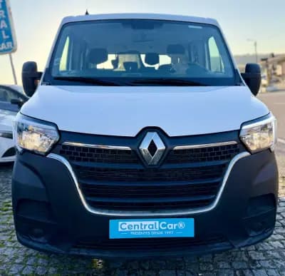 Vendo Renault Master 2023 - 32450 EUR, 43000 km - AUTO.MOTO.pt