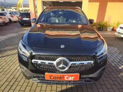Vendo Mercedes-Benz GLA 200 2020 - 31990 EUR, 157000 km - AUTO.MOTO.pt