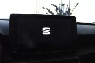 Vendo SEAT Leon 2021 - 18900 EUR, 136631 km - AUTO.MOTO.pt