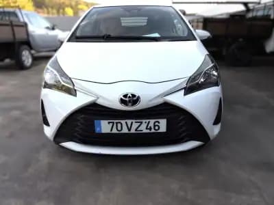 Sell Toyota Yaris 2019 - 11000 EUR, 215000 km - AUTO.MOTO.pt