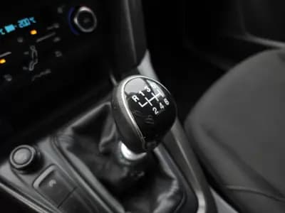 Sell Ford Focus SW 2015 - 7990 EUR, 218000 km - AUTO.MOTO.pt