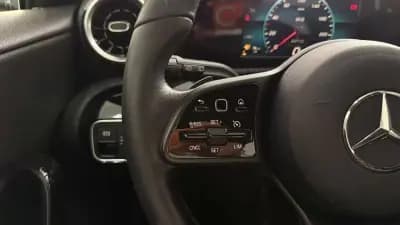 Vendo Mercedes-Benz A 180 2019 - 17990 EUR, 247112 km - AUTO.MOTO.pt