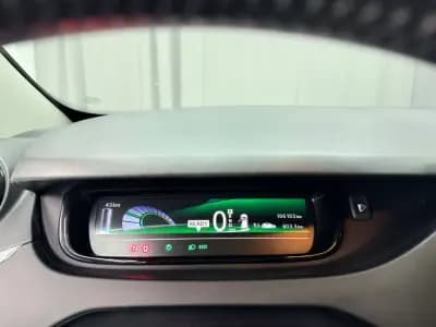 Vendo Renault Zoe 2017 - 10499 EUR, 105000 km - AUTO.MOTO.pt