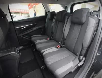 Sell Peugeot 5008 2019 - 16990 EUR, 120000 km - AUTO.MOTO.pt