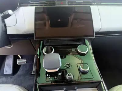 Sell Land Rover Range Rover Sport 2023 - 104600 EUR, 30319 km - AUTO.MOTO.pt