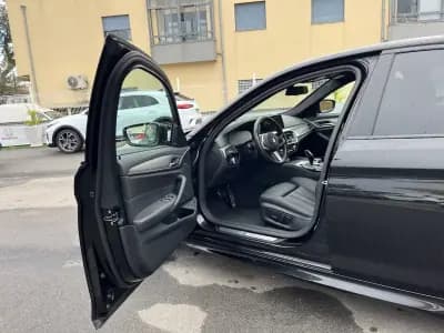 Vendo BMW 530e 2019 - 25950 EUR, 199000 km - AUTO.MOTO.pt