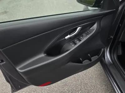 Vendo Hyundai i30 SW 2020 - 14990 EUR, 159000 km - AUTO.MOTO.pt