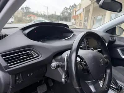 Sell Peugeot 308 SW 2020 - 17900 EUR, 124000 km - AUTO.MOTO.pt