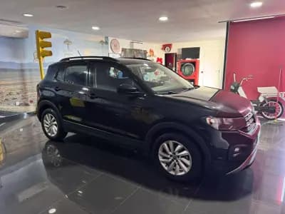 Vendo Volkswagen T-Cross 2023 - 17990 EUR, 115000 km - AUTO.MOTO.pt