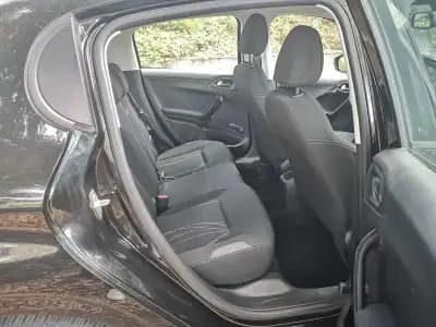 Sell Peugeot 208 2014 - 7750 EUR, 96000 km - AUTO.MOTO.pt