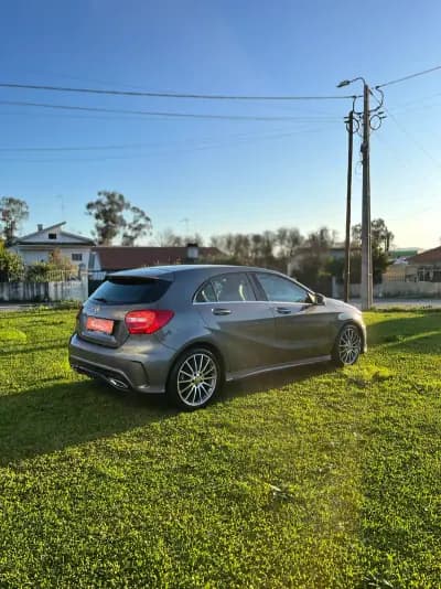 Vendo Mercedes-Benz A 180 2014 - 17900 EUR, 63000 km - AUTO.MOTO.pt