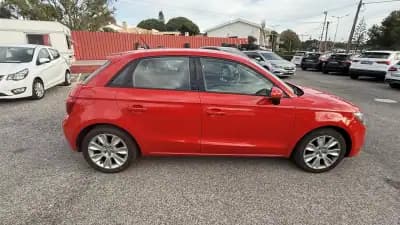 Sell Audi A1 Sportback 2013 - 10800 EUR, 171383 km - AUTO.MOTO.pt