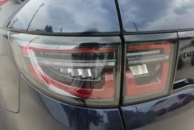 Vendo Land Rover Discovery Sport 2022 - 39780 EUR, 56494 km - AUTO.MOTO.pt