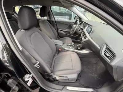 Vendo BMW 118 2021 - 23900 EUR, 52000 km - AUTO.MOTO.pt