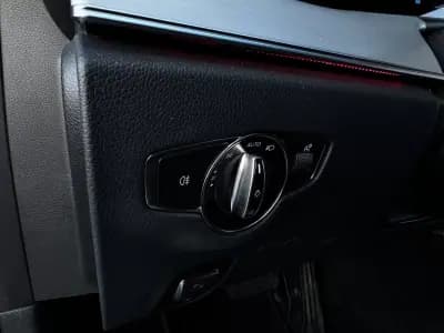 Vendo Mercedes-Benz E 300 2023 - 44990 EUR, 56100 km - AUTO.MOTO.pt