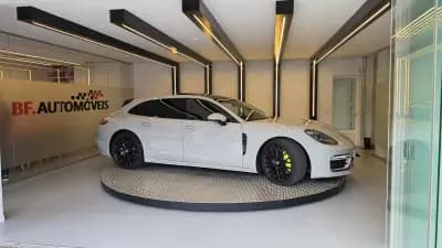 Sell Porsche Panamera Sport Turismo 2024 - 119900 EUR, 45564 km - AUTO.MOTO.pt