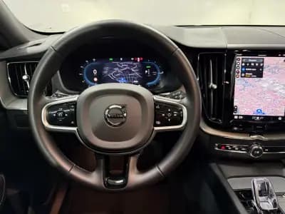 Sell Volvo XC 60 2024 - 59900 EUR, 11000 km - AUTO.MOTO.pt