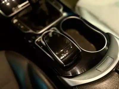 Sell Mercedes-Benz C 200 2015 - 17490 EUR, 183000 km - AUTO.MOTO.pt