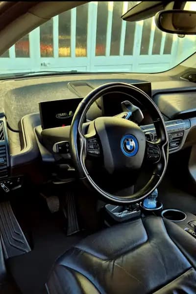 Vendo BMW i3 2017 - 15650 EUR, 155000 km - AUTO.MOTO.pt