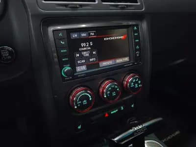 Sell Dodge Challenger 2013 - 53950 EUR, 103962 km - AUTO.MOTO.pt