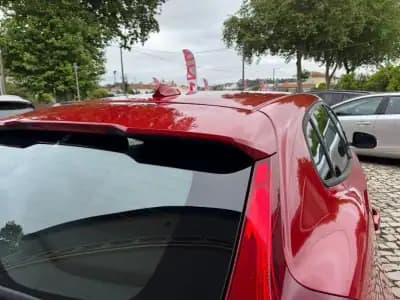 Sell Volvo V40 2017 - 14750 EUR, 138000 km - AUTO.MOTO.pt