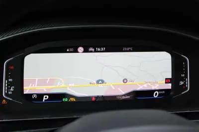 Vendo Volkswagen Arteon 2021 - 25990 EUR, 155000 km - AUTO.MOTO.pt