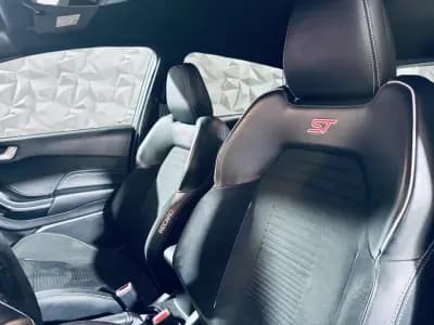 Sell Ford Fiesta 2019 - 21990 EUR, 151232 km - AUTO.MOTO.pt