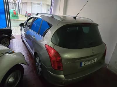 Vendo Peugeot 308 SW 2012 - 4999 EUR, 282857 km - AUTO.MOTO.pt