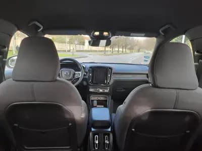 Sell Volvo XC 40 2023 - 28500 EUR, 96000 km - AUTO.MOTO.pt