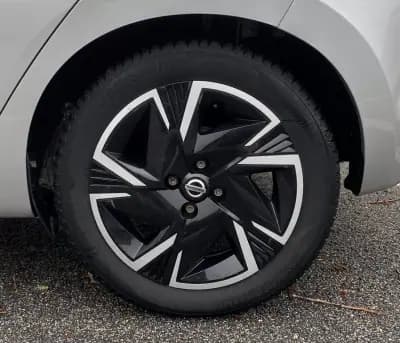 Sell Nissan Micra 2022 - 13750 EUR, 77818 km - AUTO.MOTO.pt