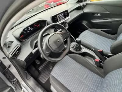 Sell Peugeot 208 2020 - 14900 EUR, 86690 km - AUTO.MOTO.pt