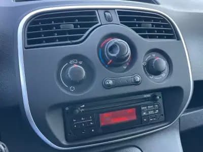 Sell Renault Kangoo 2021 - 13900 EUR, 151000 km - AUTO.MOTO.pt