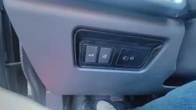 Vendo Jaguar F-Pace 2018 - 37990 EUR, 86000 km - AUTO.MOTO.pt