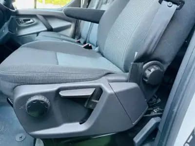 Vendo Ford Transit Custom 2016 - 24500 EUR, 217344 km - AUTO.MOTO.pt