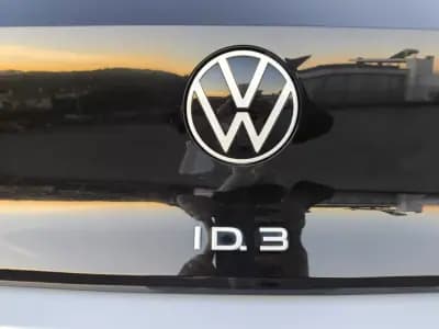 Vendo Volkswagen ID.3 2021 - 22965 EUR, 60600 km - AUTO.MOTO.pt
