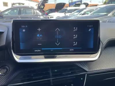 Sell Peugeot 208 2020 - 17500 EUR, 29713 km - AUTO.MOTO.pt