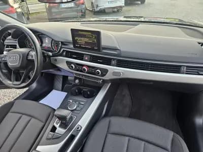Vendo Audi A4 Avant 2018 - 22800 EUR, 104924 km - AUTO.MOTO.pt