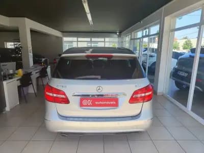 Sell Mercedes-Benz B 180 2012 - 10990 EUR, 221000 km - AUTO.MOTO.pt