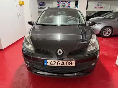 Vendo Renault Clio Break 2008 - 4900 EUR, 215000 km - AUTO.MOTO.pt