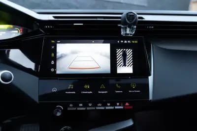 Sell Peugeot 308 SW 2023 - 23900 EUR, 99000 km - AUTO.MOTO.pt