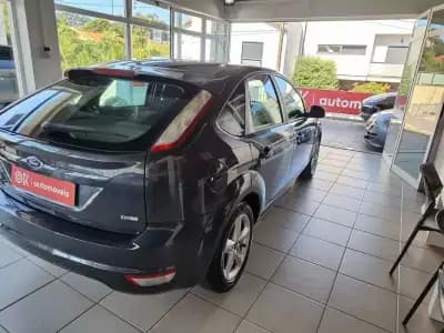 Vendo Ford Focus 2011 - 6750 EUR, 180000 km - AUTO.MOTO.pt