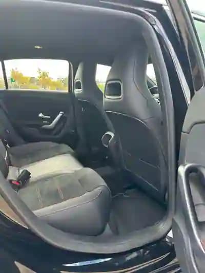 Vendo Mercedes-Benz A 180 2023 - 34000 EUR, 47000 km - AUTO.MOTO.pt