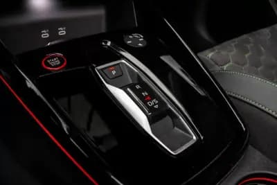 Sell Audi RS3 Sportback 2025 - 86900 EUR, 17138 km - AUTO.MOTO.pt