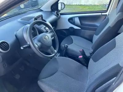 Vendo Toyota Aygo 2014 - 8900 EUR, 134000 km - AUTO.MOTO.pt