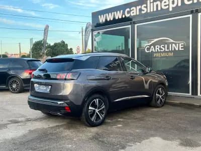 Vendo Peugeot 3008 2022 - 22900 EUR, 94740 km - AUTO.MOTO.pt
