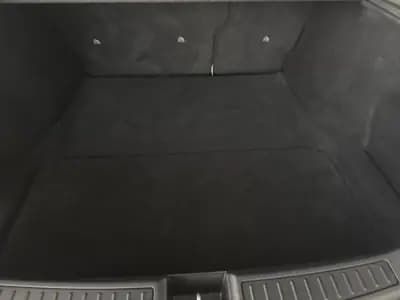 Vendo Tesla Model S 2019 - 27990 EUR, 181940 km - AUTO.MOTO.pt