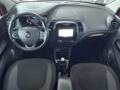 Vendo Renault Captur 2016 - 12250 EUR, 136506 km - AUTO.MOTO.pt