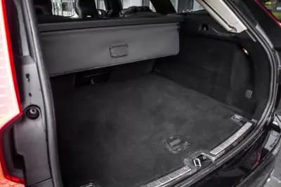 Sell Volvo XC 60 2020 - 36990 EUR, 82194 km - AUTO.MOTO.pt