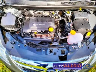 Vendo Opel Corsa 2013 - 7950 EUR, 74650 km - AUTO.MOTO.pt